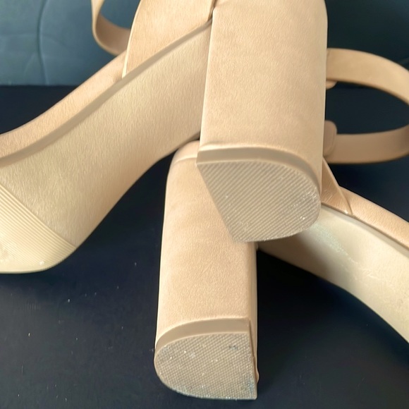 NWOT Suede Sandals. - Picture 7 of 10